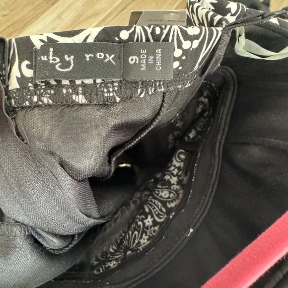 Ruby Rox dress - Picture 2 of 5